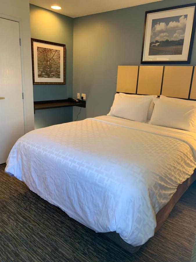 Candlewood Suites Fargo-North Dakota State University By Ihg Экстерьер фото