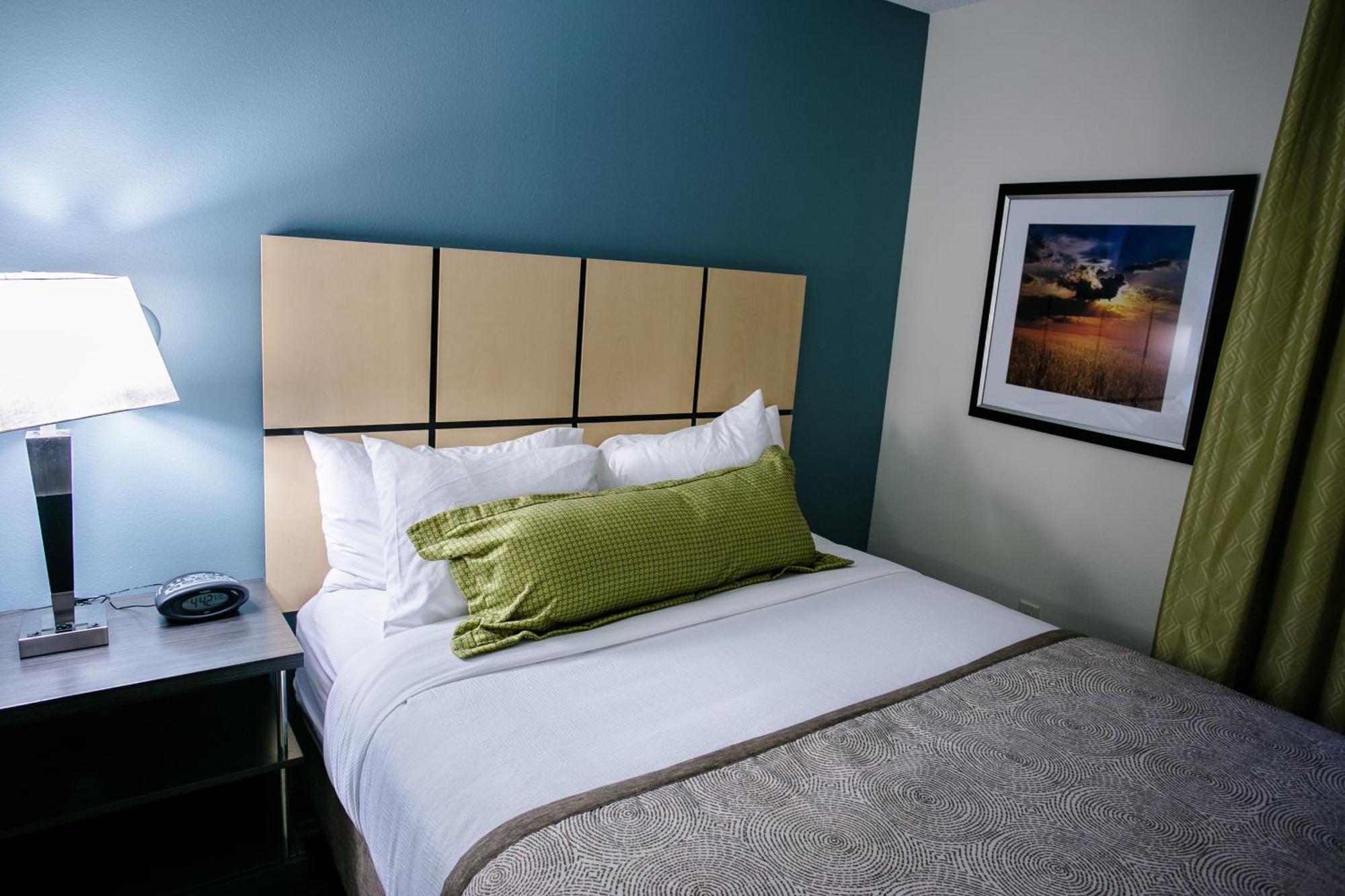Candlewood Suites Fargo-North Dakota State University By Ihg Экстерьер фото