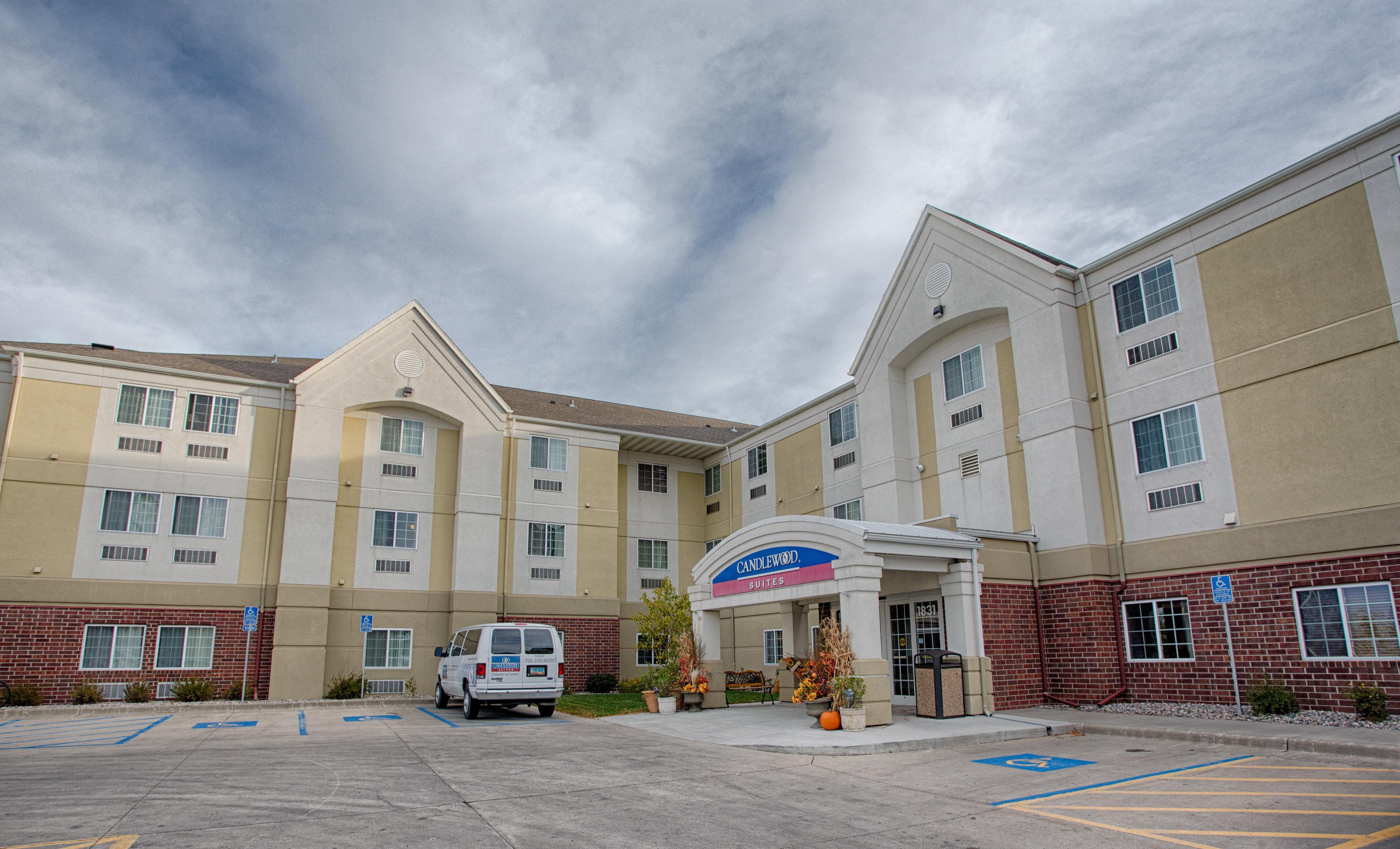 Candlewood Suites Fargo-North Dakota State University By Ihg Экстерьер фото