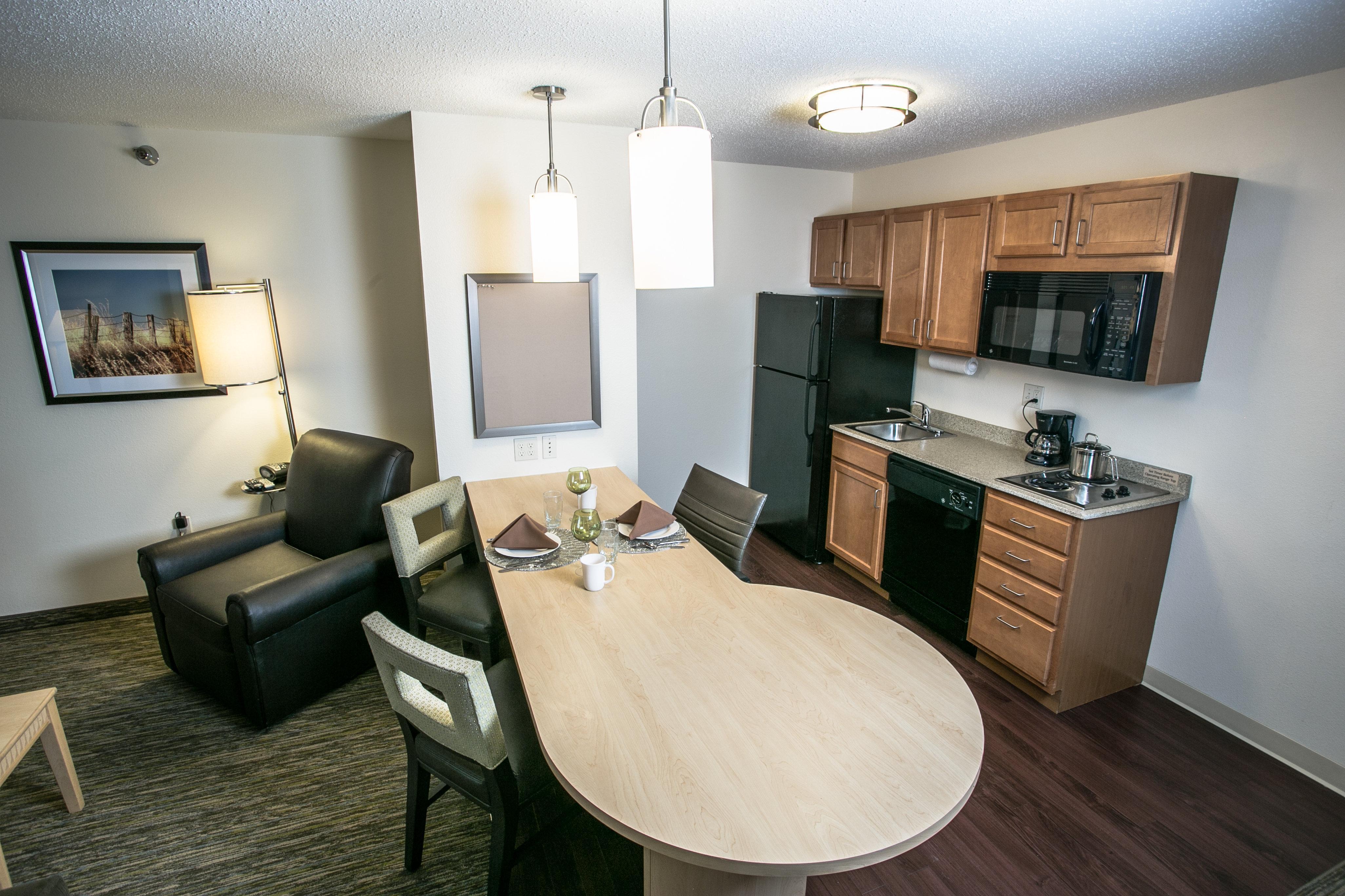 Candlewood Suites Fargo-North Dakota State University By Ihg Экстерьер фото