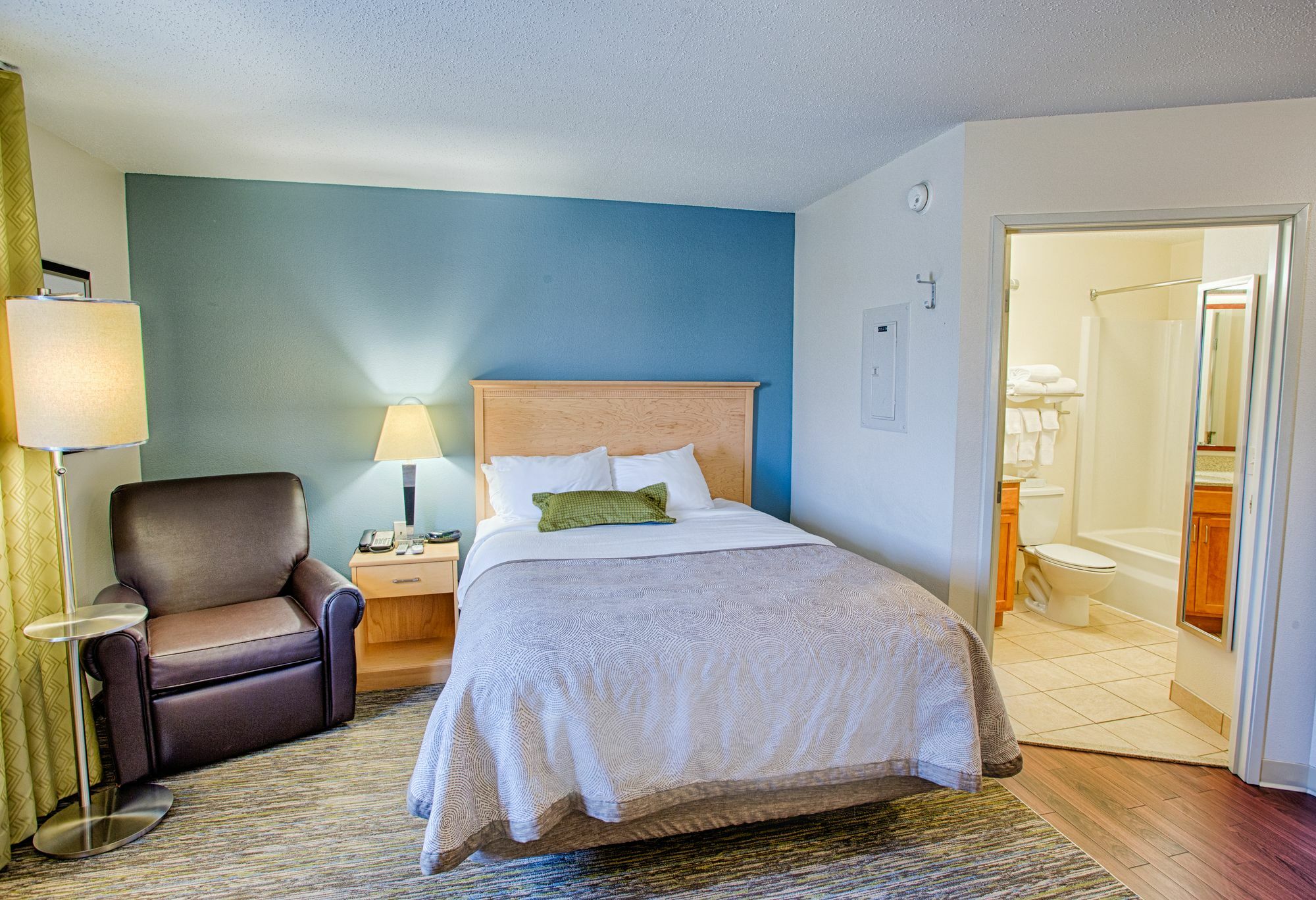 Candlewood Suites Fargo-North Dakota State University By Ihg Экстерьер фото