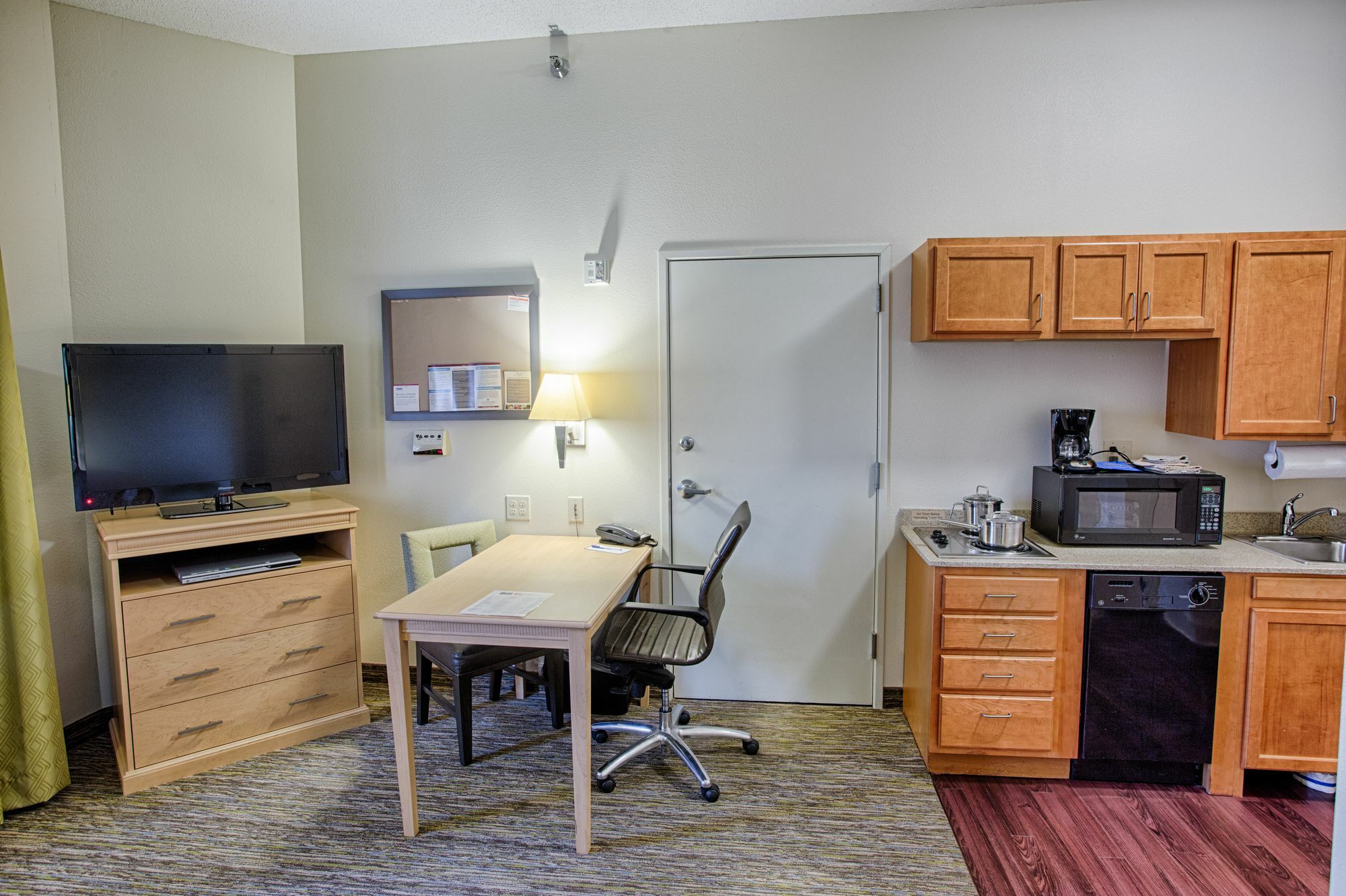 Candlewood Suites Fargo-North Dakota State University By Ihg Экстерьер фото